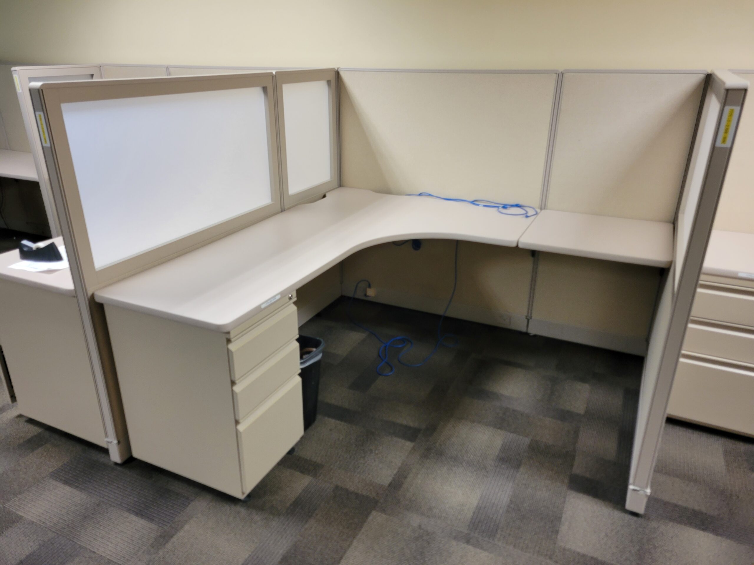 USED CUBICLES